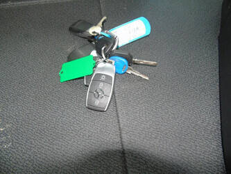 2021-mercedes-benz-actros-45811764