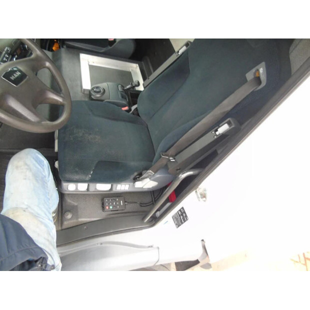 2015 MAN TGM-45811807