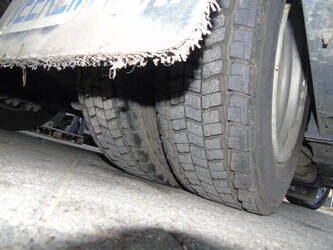 2010-iveco-eurocargo-1428699-45812163