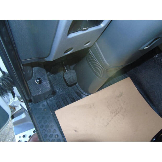 2006 Mercedes-Benz AXOR-45812178