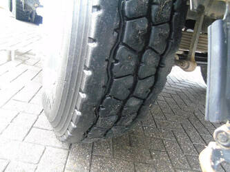 2006-renault-kerax-1428704-45812505