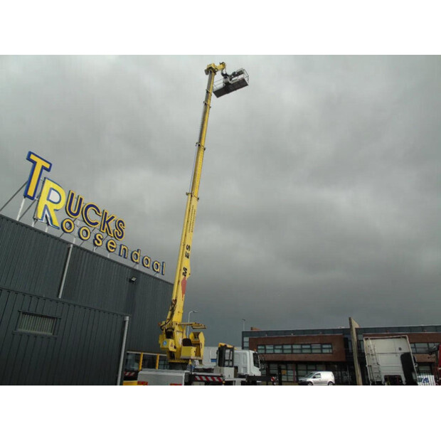 2008 داف CF-45812710