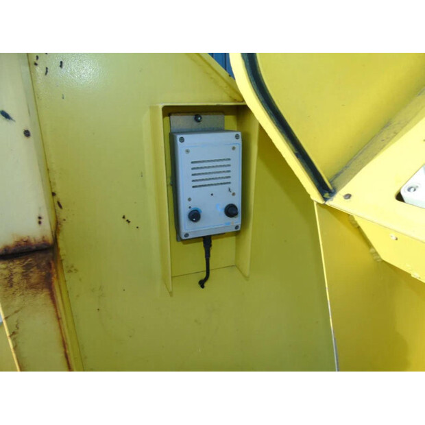 2008 داف CF-45812728