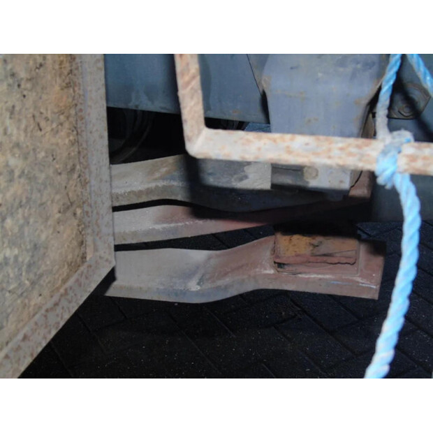 2008 داف CF-45812733