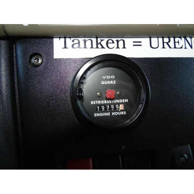 2008 داف CF-45812740