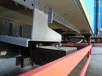 2009-schmitz-cargobull-2-45812904