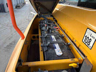 2015-volvo-a25g-1428717-45813004