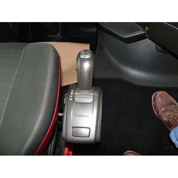 2017 Volvo FH-45813196