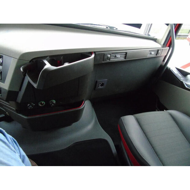 2017 Volvo FH-45813213