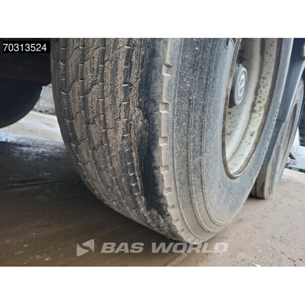 2017 كرون OTHERS-45813338