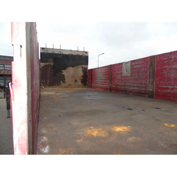 2011 فولفو FH-45813588