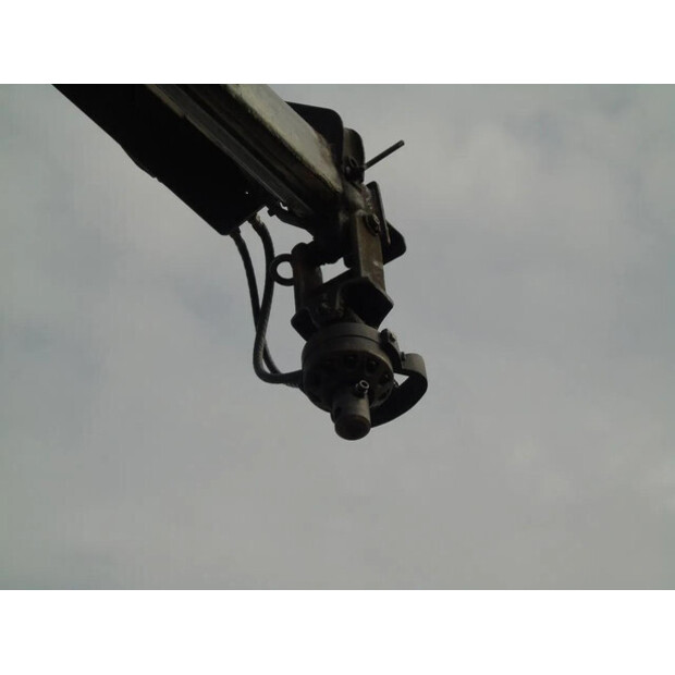 2017 فولفو FM-45814216