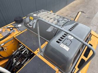 2014-liebherr-r922slc-1428747-45814243