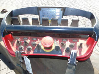 2013-mol-others-1428751-45814358