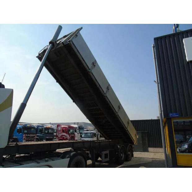 2003 Kwb SAF-45814576