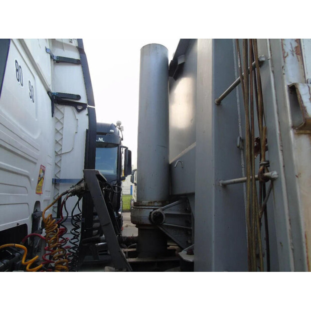 2003 Kwb SAF-45814583