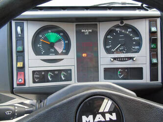 1999-man-8-163-1428759-45814632