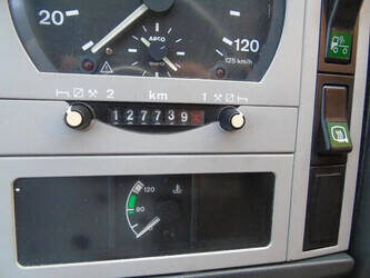 1999-man-8-163-1428759-45814633