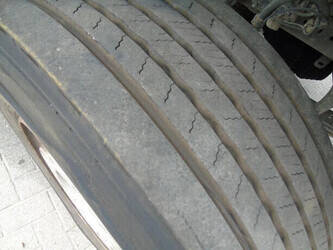 2013-mercedes-benz-arocs-1428764-45814809