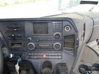 2013-mercedes-benz-arocs-1428764-45814813