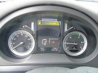 2015-daf-cf400-1428765-45814834