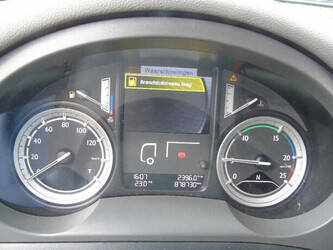 2015-daf-cf400-1428765-45814839