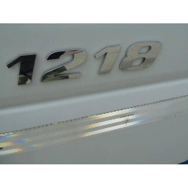 2010 Mercedes-Benz ATEGO-45814869