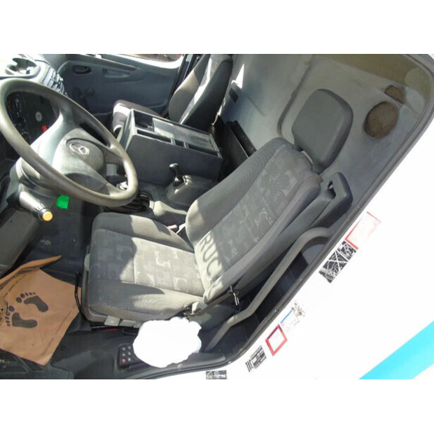 2010 Mercedes-Benz ATEGO-45814871