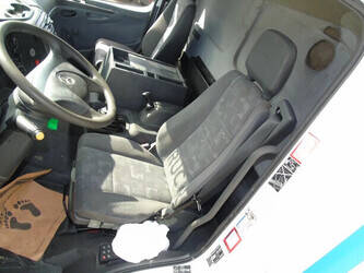 2010-mercedes-benz-atego-1428767-45814871