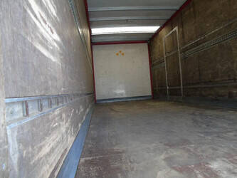 2010-mercedes-benz-atego-1428767-45814873