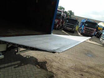 2010-mercedes-benz-atego-1428767-45814894