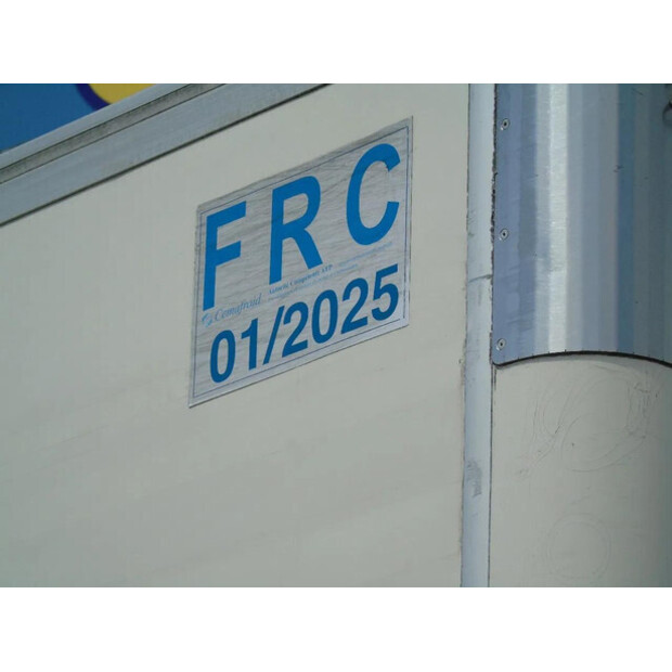 2013 فولفو FL-45814937