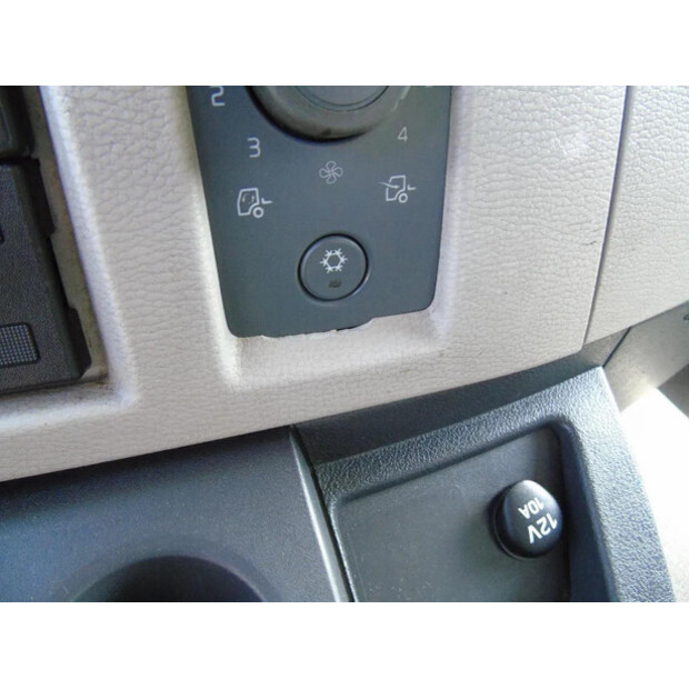 2013 فولفو FL-45814940