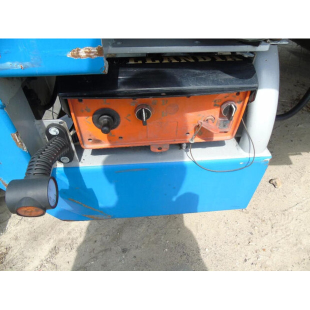 2013 فولفو FL-45814946