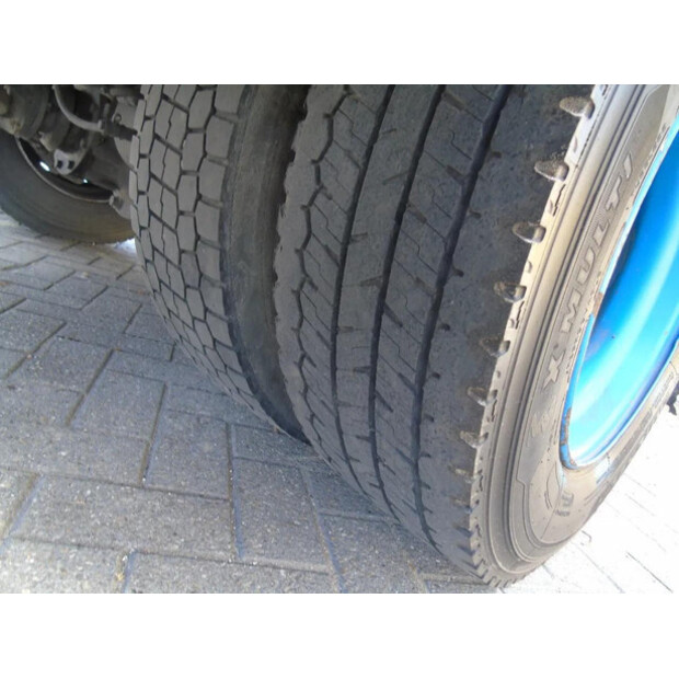 2013 فولفو FL-45814949