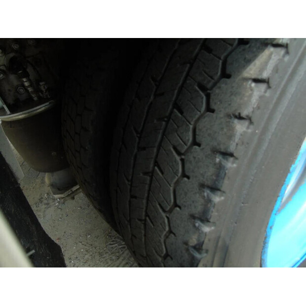 2013 فولفو FL-45814952