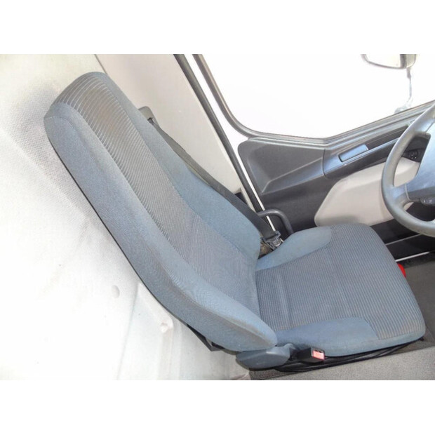 2013 فولفو FL-45814957