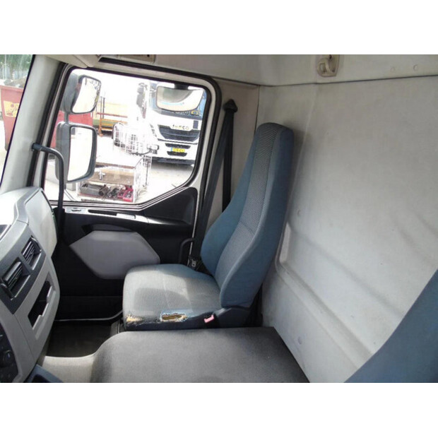 2013 فولفو FL-45814960