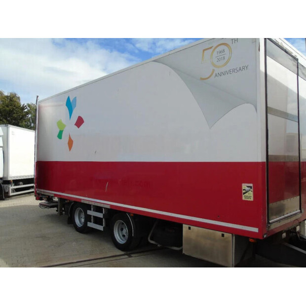 2000 BURG OTHERS-45814967