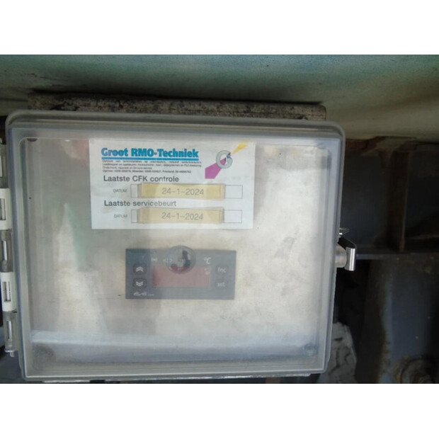 2000 BURG OTHERS-45814975