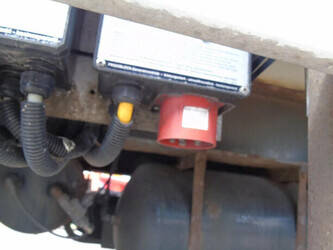 2000-burg-others-1428770-45814977