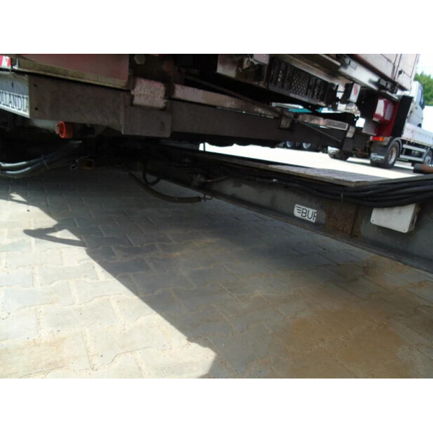 2000 BURG OTHERS-45814979