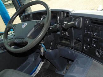 2013-scania-p250-1428772-45815010