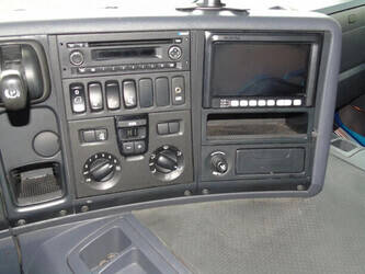 2013-scania-p250-1428772-45815014