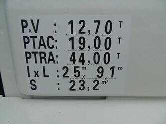 2012-man-tgs-1428775-45815117