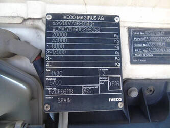 2014-iveco-stralis-1428776-45815164