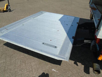 2011-iveco-ml-75-45815177