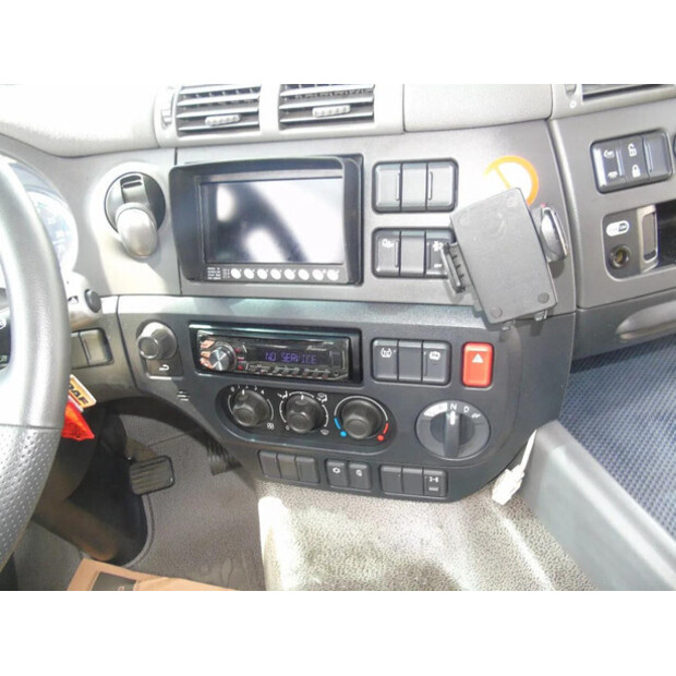 2015 DAF CF-45815305