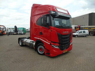 2020-iveco-s-way-1428783-45815405