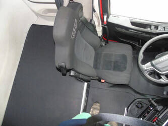 2020-iveco-s-way-1428783-45815416